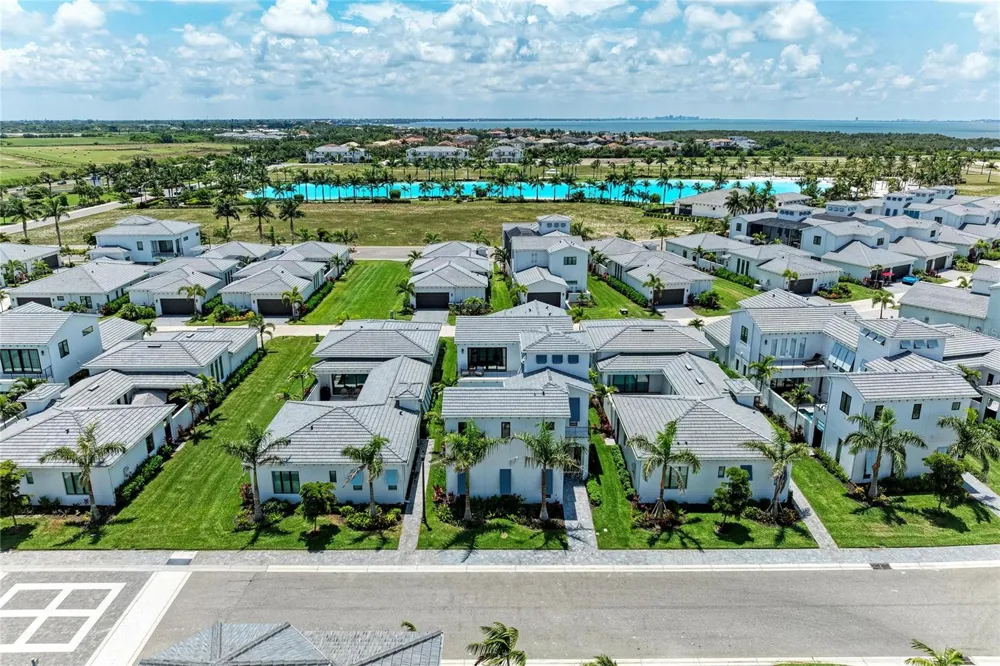 5935 CAT CLAW LANE Bradenton, FL 34210