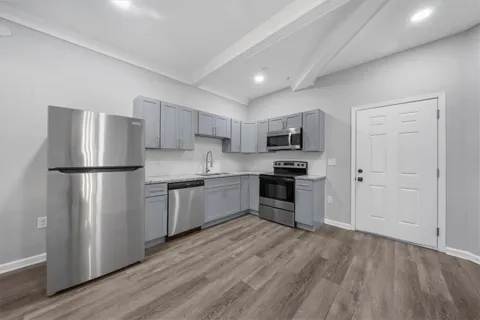 5399 Northland Drive NE #402
