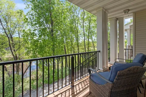 14633 Victor Hugo Boulevard #4