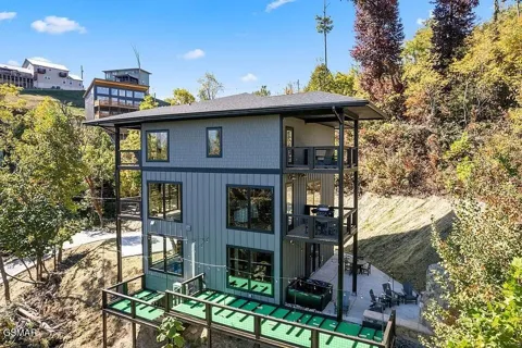 741 Chestnut Drive