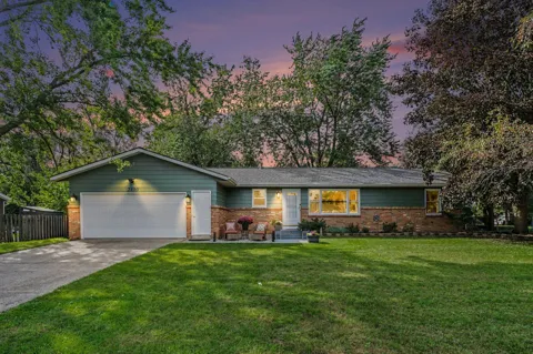 2430 Oak Hollow Drive