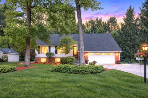 4788 Woodland Road