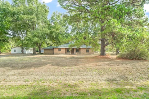 10861 County Road 2326