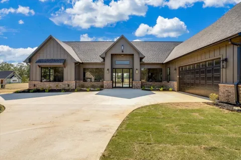 272 Private Rd 2713