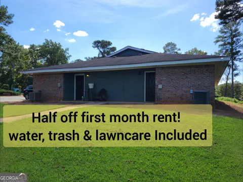 424 Highway 211 NW