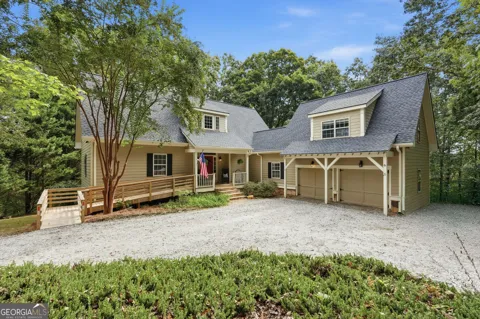 907 Rainbow CIR