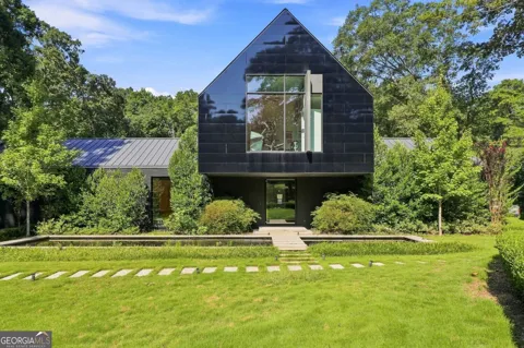 2716 Ridgewood RD
