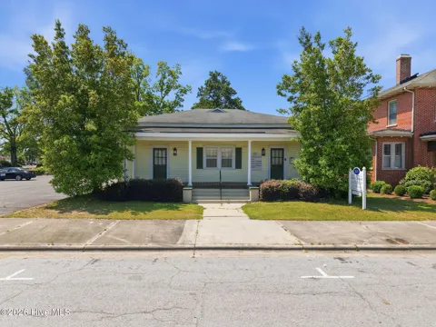 313 W 2nd Street
