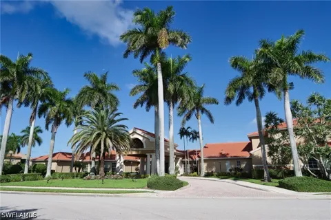 Huntington Lakes Circle #204