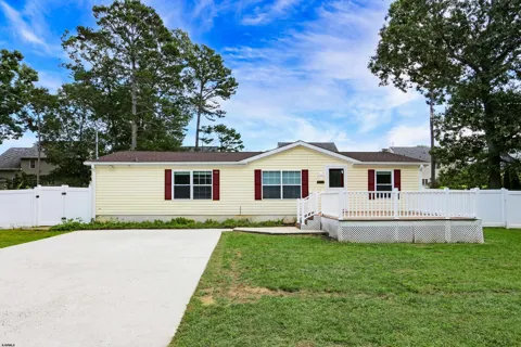 210 Carver Ave