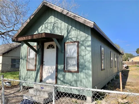 508 E Richard Avenue