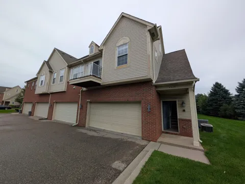 43120 Pendleton Circle
