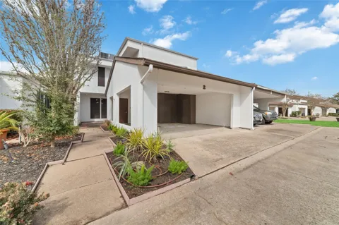 7655 S Braeswood Boulevard #2