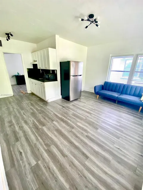 1555 Pennsylvania Ave #101