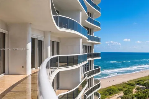 9601 Collins Ave #1508