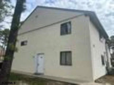 2418 Primrose Ct