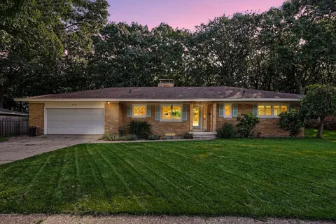 3010 Country Club Drive