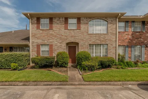 1133 Green Meadow