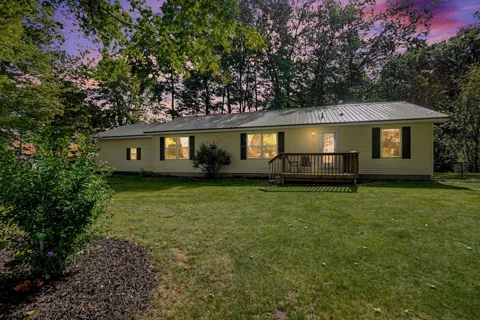 5565 Cozy Point Drive