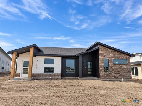 1529 crooked river ct