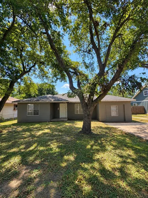 1006 Barnhill