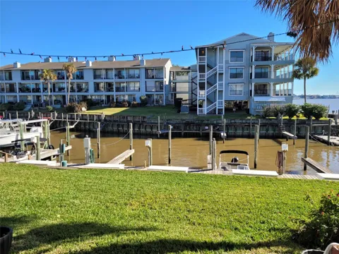 104 Yacht Club Lane #104