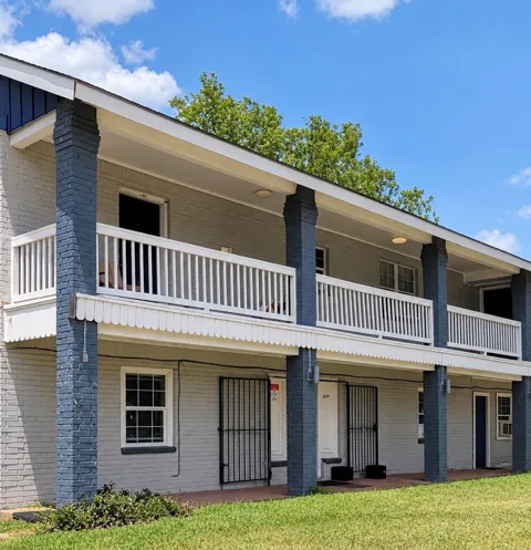 5301 Collingsworth Street #10
