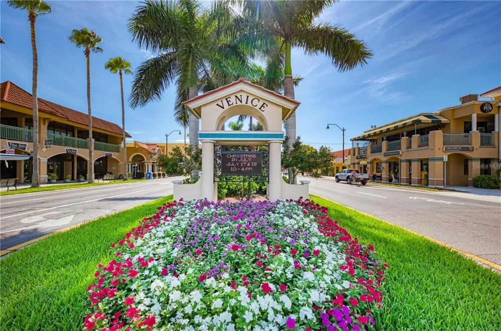 20734 VALPRATO CT Venice, FL 34293