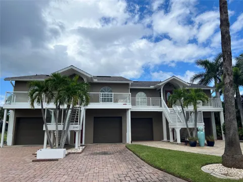 2042 MATECUMBE KEY ROAD