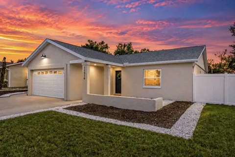 11514 BEE HIVE LANE