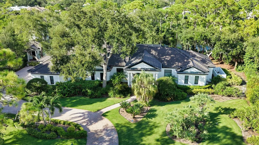 324 OSPREY POINT DRIVE Osprey, FL 34229