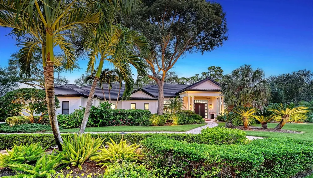 324 OSPREY POINT DRIVE Osprey, FL 34229