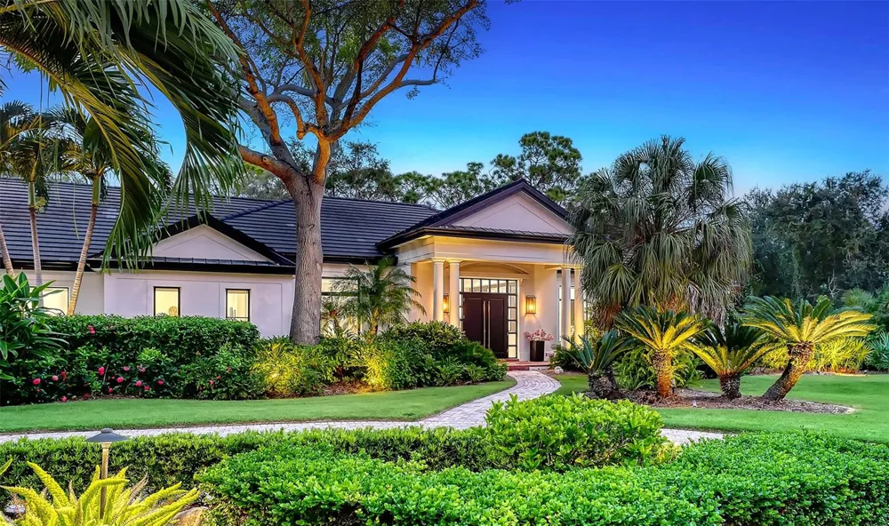 324 OSPREY POINT DRIVE Osprey, FL 34229