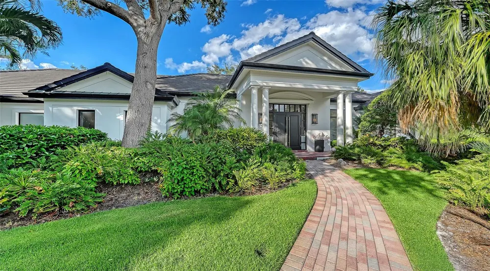 324 OSPREY POINT DRIVE Osprey, FL 34229