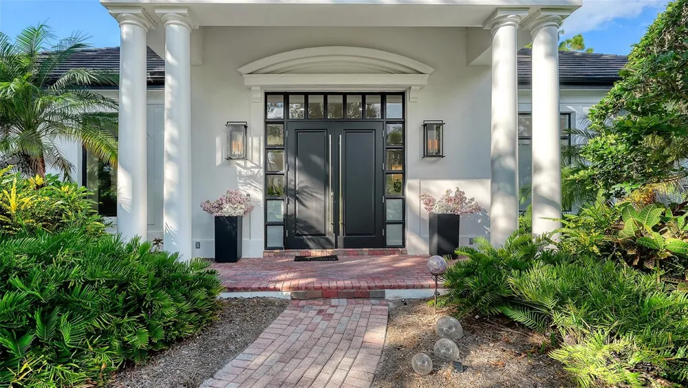 324 OSPREY POINT DRIVE Osprey, FL 34229