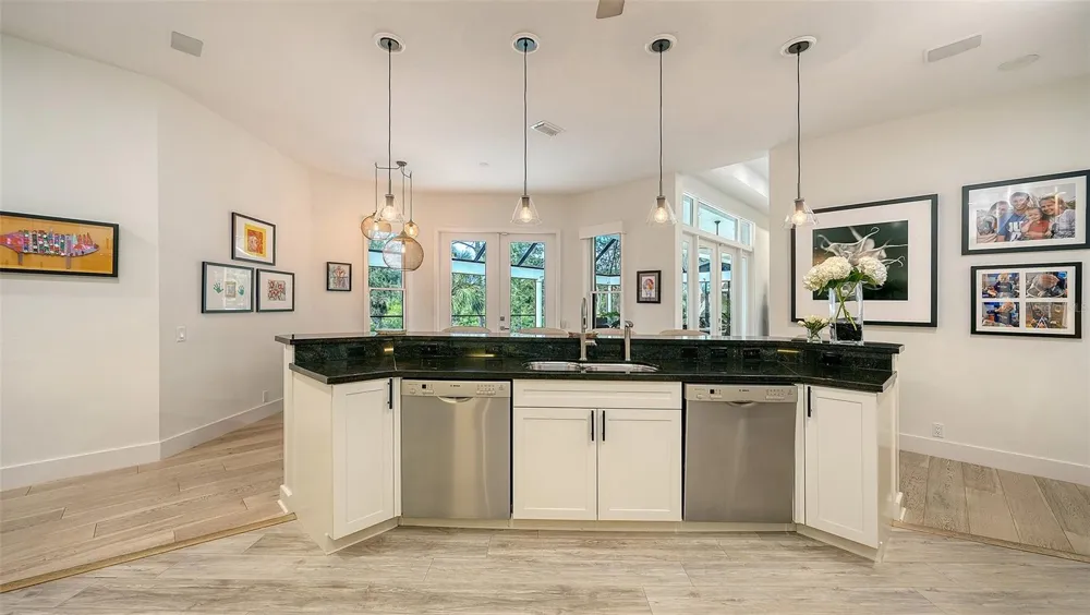 324 OSPREY POINT DRIVE Osprey, FL 34229