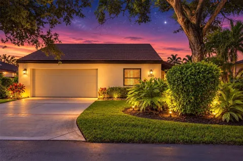 3634 GLEN OAKS MANOR DRIVE