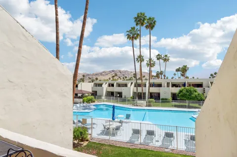 1655 E Palm Canyon Drive #114