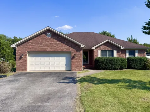 614 Ashbury Cir
