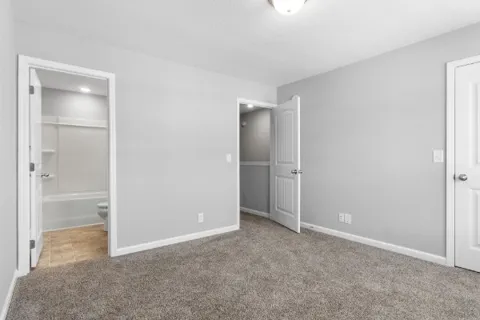 206 Woodland Valley Ln
