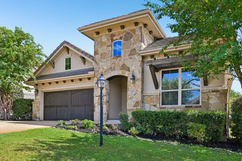 104 Maxwell Way #32