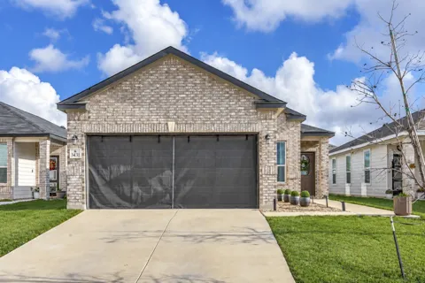 3431 Old Almonte Drive