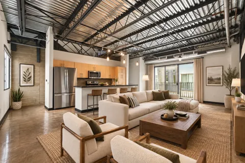 4801 S Congress Avenue #N1