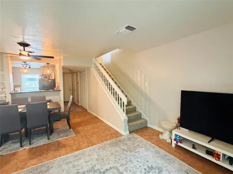 2018 W Rundberg Lane #12B