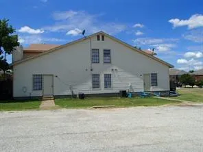 2205 Katy Lane #C