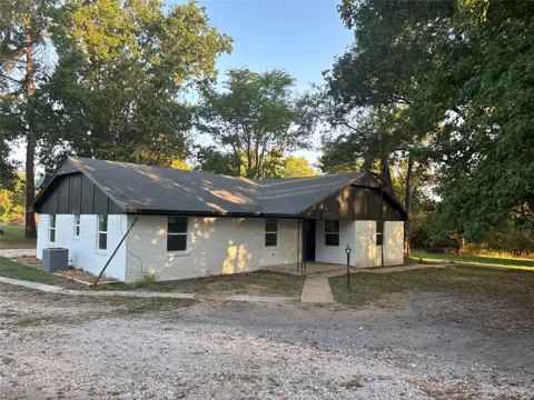 21606 County Road 3 Drive