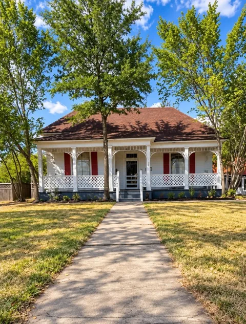 106 Whitworth Street