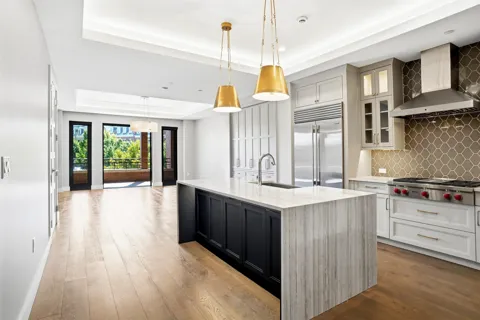 350 Central Avenue #208
