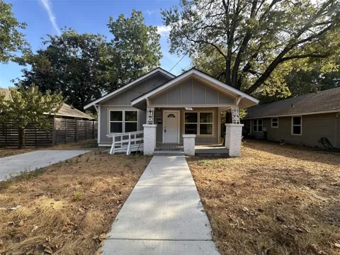 327 Egan Street