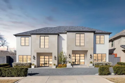 6621 Del Norte Lane
